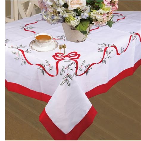 The Holiday Aisle Pulver Tablecloth - Walmart.com