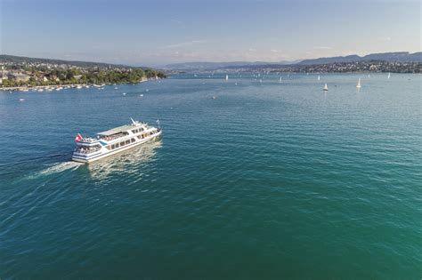 Boat trip on Lake Zurich | SBB