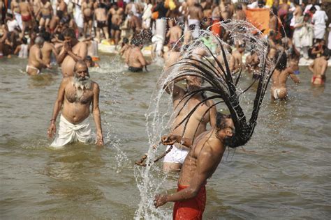 Review: ‘Ganges’ explores why the river draws pilgrims and emperors ...