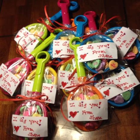 Preschool Valentines or beach theme party favors :-) | Beach theme party | Pinterest | Bags ...