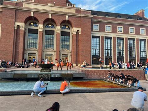 Edmon Low Library fountain dyeing symbolizes beginning of OSU ...