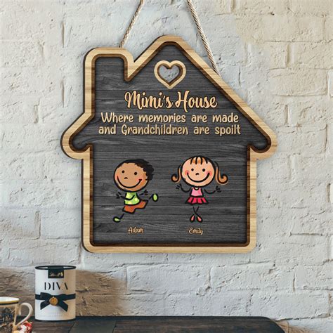 Grandma's House - Personalized Mother's Day Grandma Wood Sign - pixisid