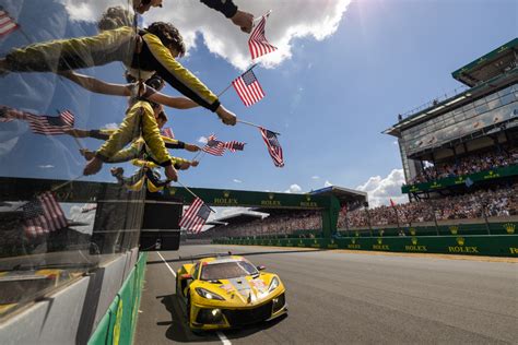 Corvette extends points lead with mighty LMGTE Am Le Mans victory – Racer.media