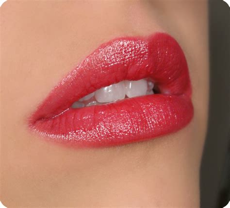 Beauty Guide 101: Chanel Rouge Coco Shine Swatches