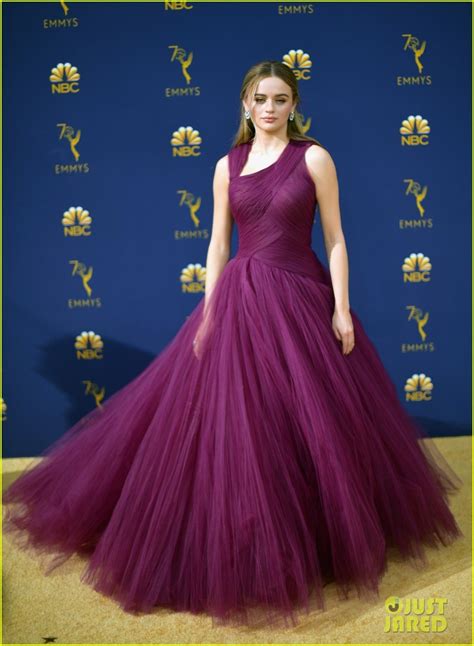 Joey King Has a Princess Moment at Emmy Awards 2018!: Photo 4148524 ...