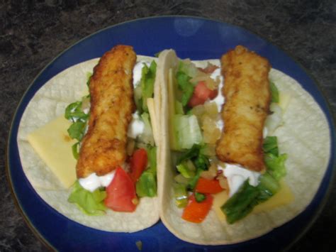 oscarinaeyzaguirre: TACOS DE PESCADO, FISH TACO