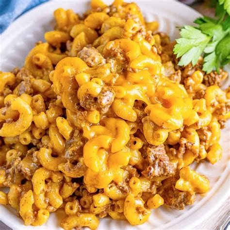 Crock Pot Cheeseburger Macaroni - The Country Cook