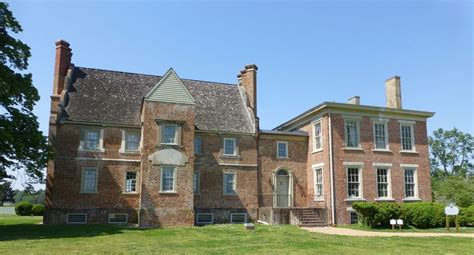 Bacon's Castle - FortWiki Historic U.S. and Canadian Forts