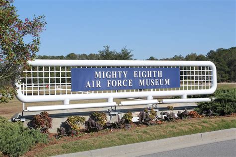 Traveling in our 5th Wheel: The Mighty Eighth Air Force Museum