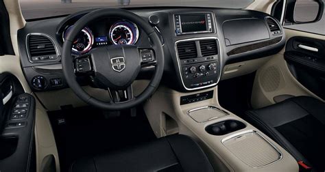 2020 Dodge Grand Caravan | Car Dealership Jacksonville, FL | DARCARS ...