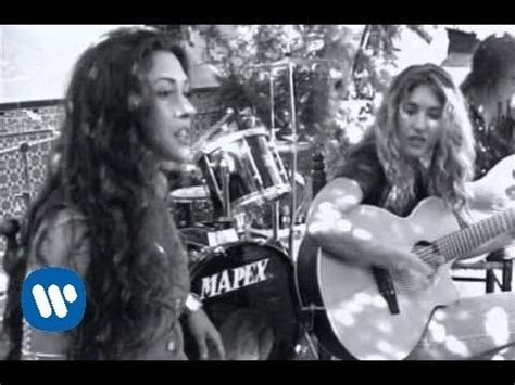 Ella Baila Sola - Lo Echamos A Suertes [Official Music Video] - YouTube