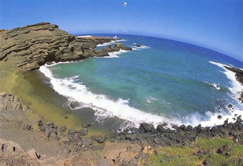 Papakolea Beach in Hawaii | Job opportunities in the Middle East