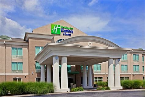 HOLIDAY INN EXPRESS GREENWOOD $132 ($̶1̶5̶5̶) - Updated 2021 Prices & Hotel Reviews - IN ...