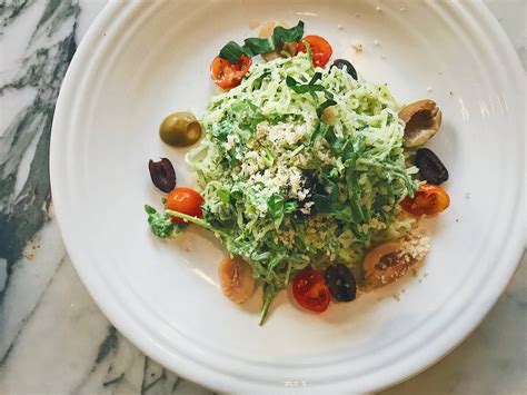 28 Best Vegan Restaurants in Los Angeles For Plant-Based Eats