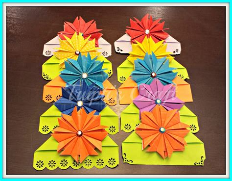 Trupti's Craft: Origami Flower Corner Bookmark