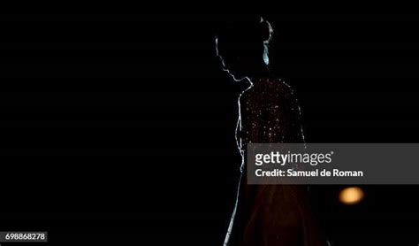 278 La Moda En La Calle Fashion Show Stock Photos, High-Res Pictures, and Images - Getty Images