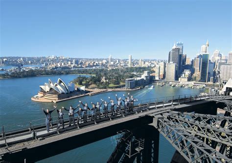 Sydney Harbour Bridge - Plan a Holiday - Bridge Climb, Walk & Tour