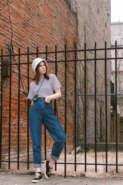 Bucket Hat Outfit Ideas that work for every style