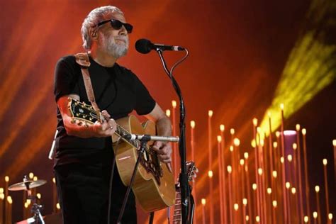 10 Best Cat Stevens Songs of All Time - Singersroom.com