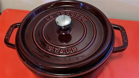 One lucky thrifter found a Staub Dutch oven for only $15