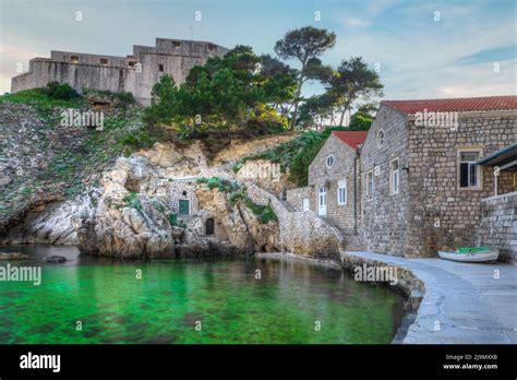 Dubrovnik fortress walls hi-res stock photography and images - Alamy