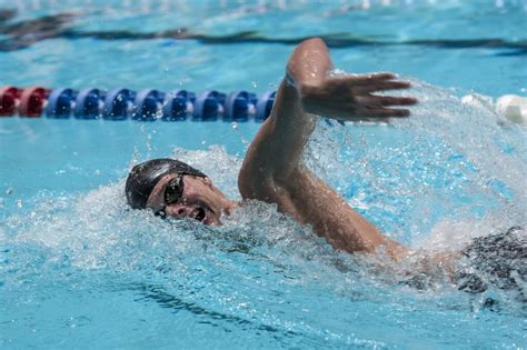 Texas Cruises To Top Seed in 400 Medley Relay at NCAAs - Swimming World ...