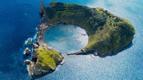 São Miguel...Island of a thousand charms - The Best of Azores