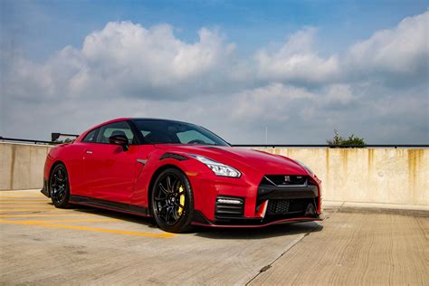 A Full Collection Of Nissan GT-R Colors You Need To See Right Away!