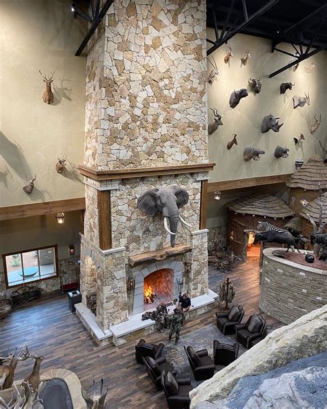 Texas Luxury Hunting Lodge - Brownwood - Family Expeditions