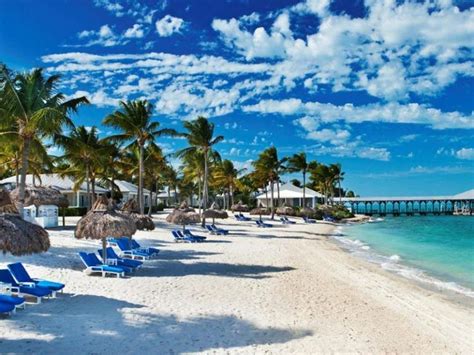 11 Best Beachfront Hotels in Key West (with Photos) - TripsToDiscover #beachfrontphotos ...