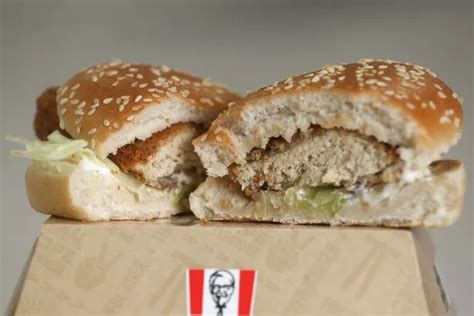 Does KFC Vegan Burger live up to the hype? This was Nottingham's verdict - Nottinghamshire Live