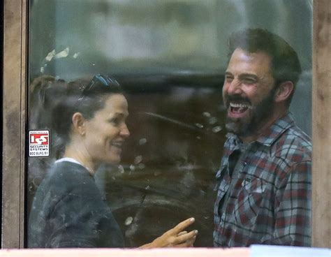 Jennifer Garner and Ben Affleck Were Photographed Laughing Together in ...