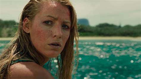 Behind-the-Scenes Facts About The Shallows The Making Of Blake Lively's ...