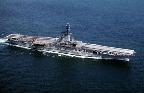 US Aircraft Carriers - Why the U.S. Navy Stands Alone with a Large ...