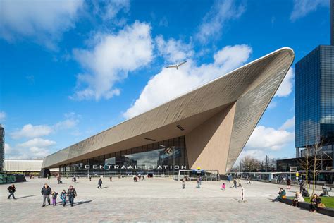 Rotterdam Central Station / Benthem Crouwel Architects + MVSA Architects + West 8 | ArchDaily