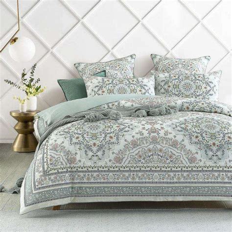 Best Quilt Cover Spring Materials | Manchester Collection