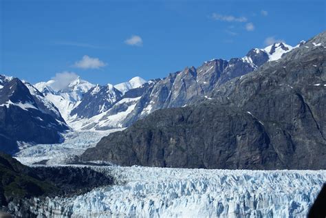 File:Glacier Bay National Park.jpg - Wikimedia Commons