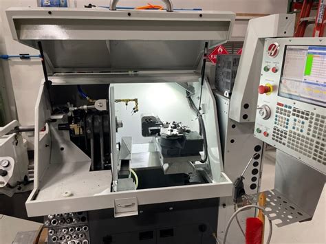 Haas CL-1 CNC Lathe, 2018 - Parts Catcher, C Axis, Bar Feeder ...