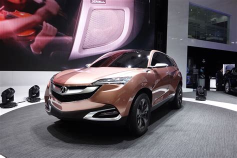 Acura Previews New Compact Crossover In Shanghai: Video