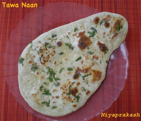 Niya's World: Eggless Tawa Naan