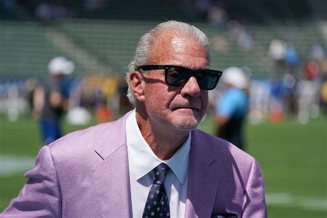 Report: Colts’ Jim Irsay was found ‘unresponsive’ in…