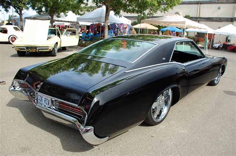 1967 Buick Riviera - Information and photos - MOMENTcar