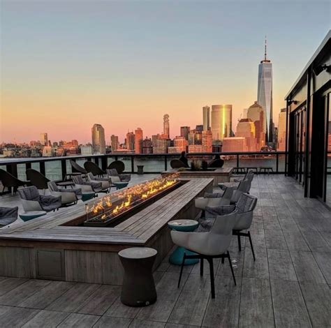 Rooftop-bars-in-Jersey-City