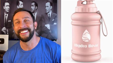 64 oz Half Gallon Motivational Water Jug with Straw, BPA Free - YouTube