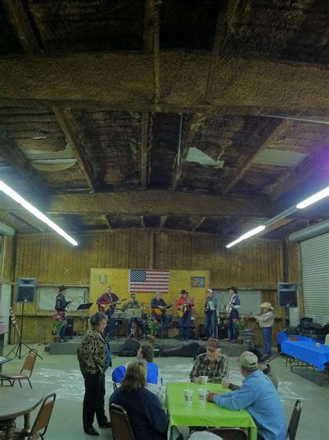 TRU COUNTRY MUSIC BARN