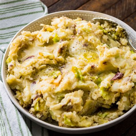 Classic Colcannon Recipe (Cabbage and Potatoes) - Garlic & Zest