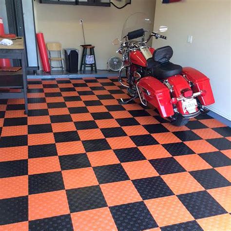 Smart Floor Design Ideas for a Smooth and Shiny Surface | Garage floor tiles, Locking flooring ...