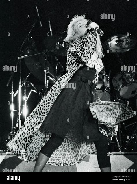 Cynthia ann stephanie lauper hi-res stock photography and images - Alamy