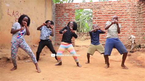 Masaka Kids Africana Dancing Black Parade By beyonce - YouTube