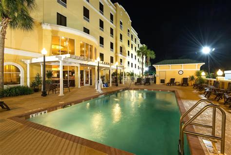 Discount Coupon for Hampton Inn & Suites Lake City in Lake City, Florida - Save Money!